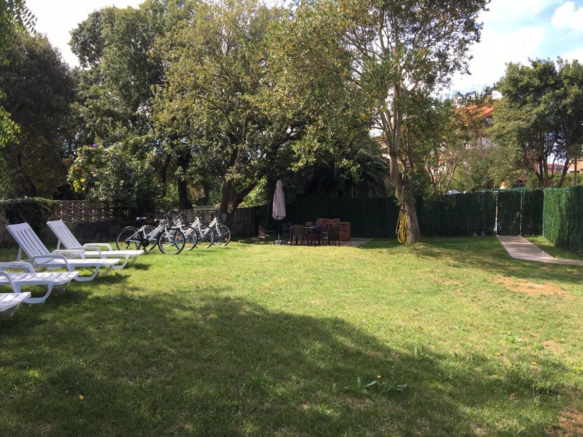 Holiday home Casa Con Jardin Con 2 Alojamientos, Con Jardines No Compartidos Y Aparcamiento Privado