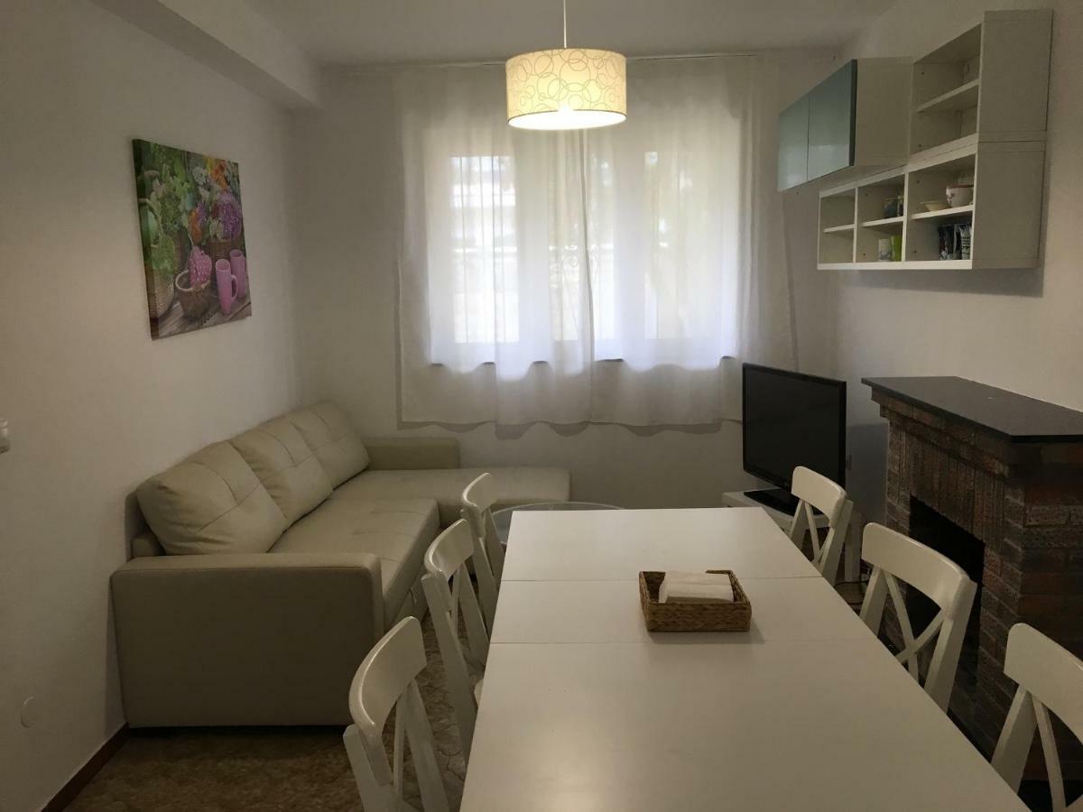 Holiday home Casa Con Jardin Con 2 Alojamientos, Con Jardines No Compartidos Y Aparcamiento Privado *